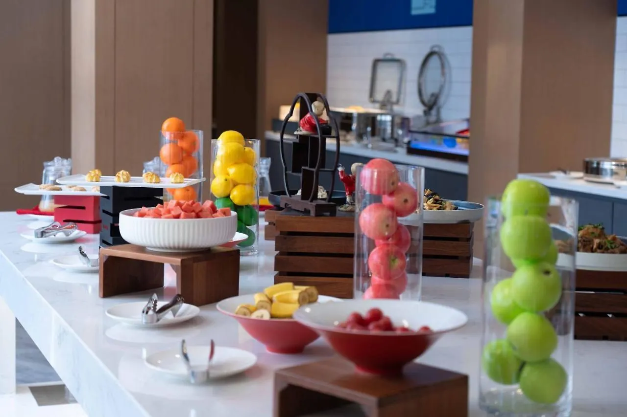 Holiday Inn Express Zhengzhou Guancheng, An Ihg Hotel