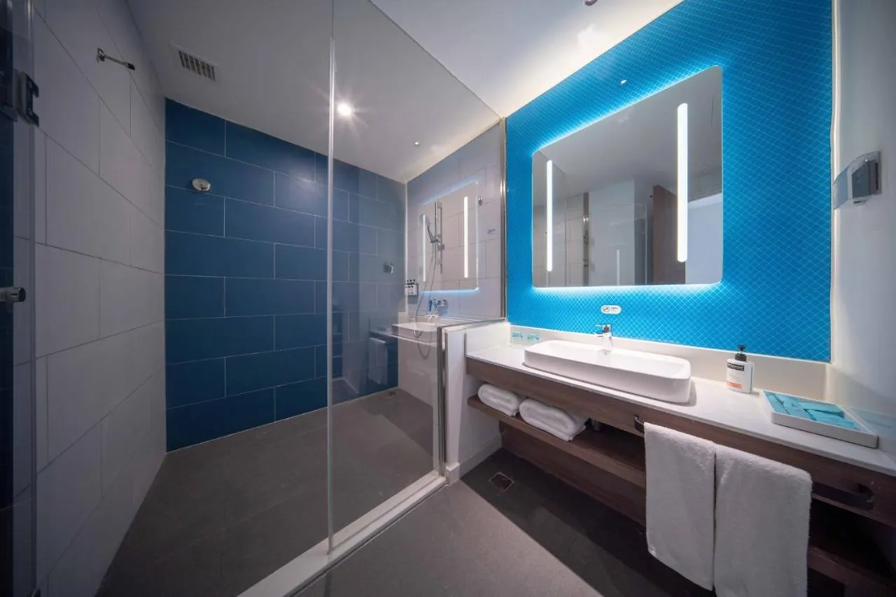 Holiday Inn Express Zhengzhou Guancheng, An Ihg Hotel